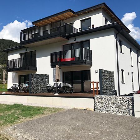 Deluxefort Fuer 10 Gaeste Mit Eigenem Whirlpool Und Fasssauna 伊姆斯特 外观 照片