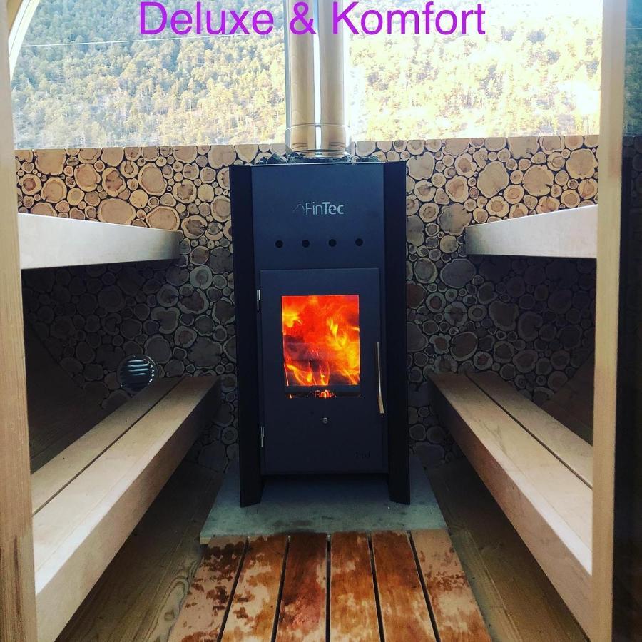 Deluxefort Fuer 10 Gaeste Mit Eigenem Whirlpool Und Fasssauna 伊姆斯特 外观 照片