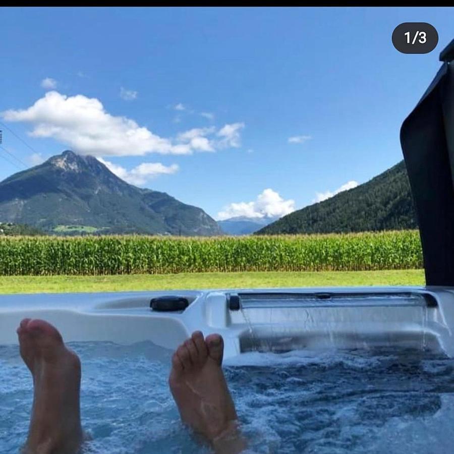 Deluxefort Fuer 10 Gaeste Mit Eigenem Whirlpool Und Fasssauna 伊姆斯特 外观 照片