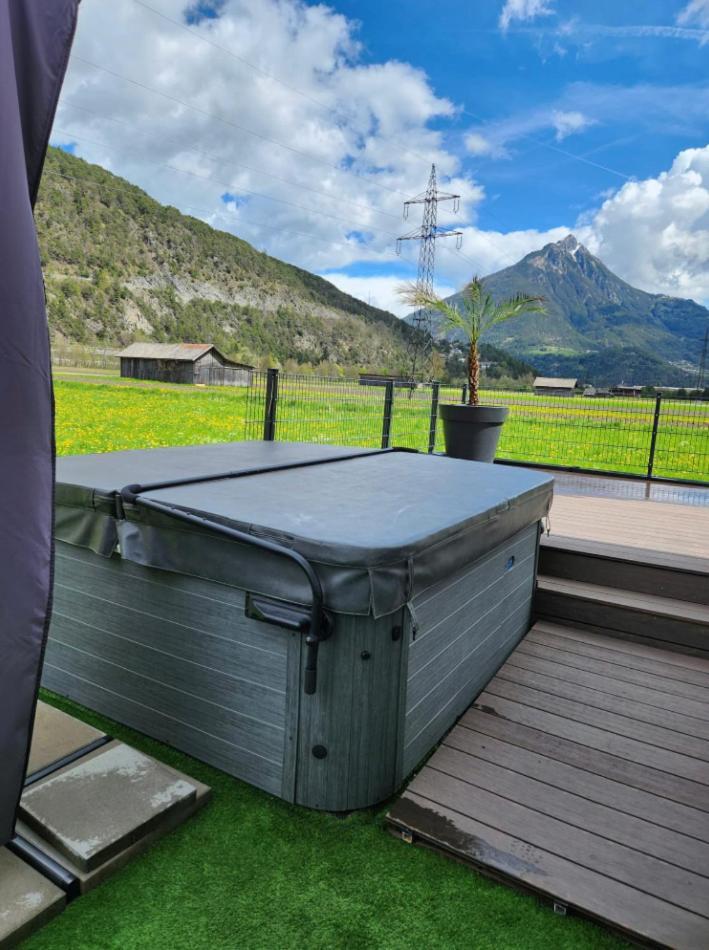 Deluxefort Fuer 10 Gaeste Mit Eigenem Whirlpool Und Fasssauna 伊姆斯特 外观 照片