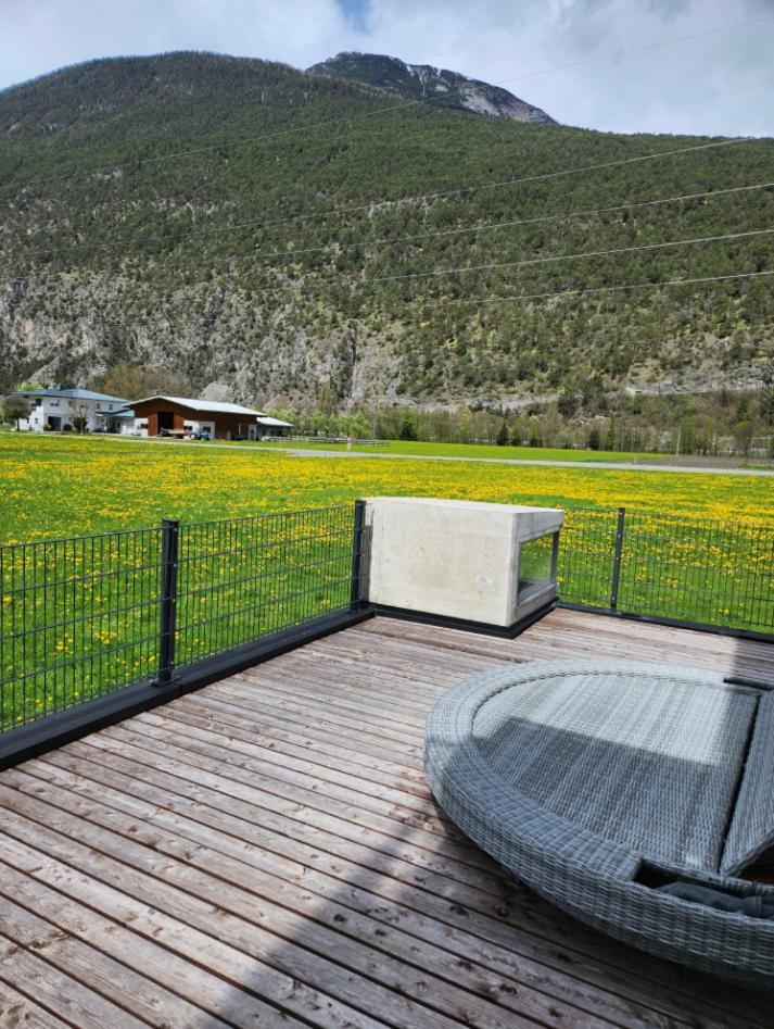 Deluxefort Fuer 10 Gaeste Mit Eigenem Whirlpool Und Fasssauna 伊姆斯特 外观 照片